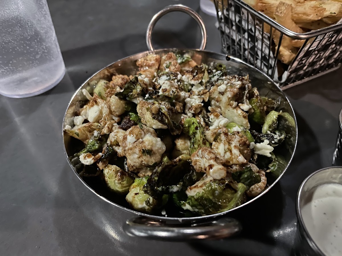 Klüddes Smokehouse + Saloon-5